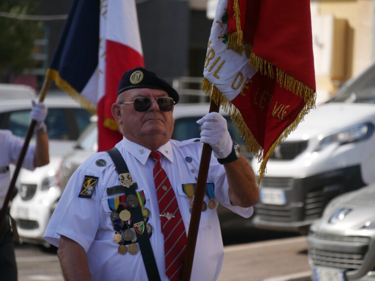 P1910241